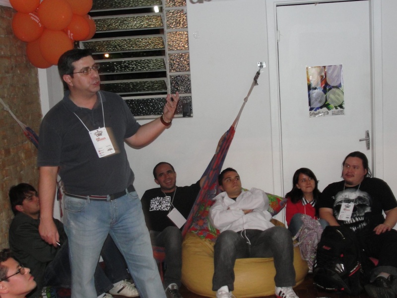 Arquivo:BSides3-PalestraNelson2.jpg