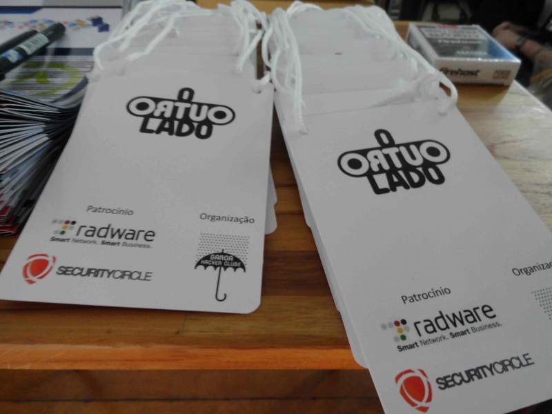 Arquivo:Cool2 crachás.jpg
